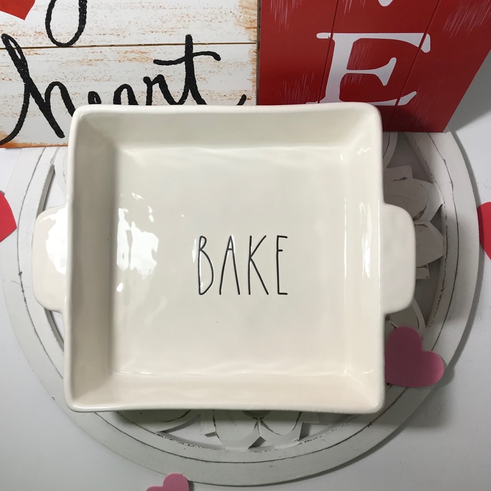 Rae Dunn Bake Pan